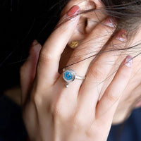 Anillo de Loto giratorio