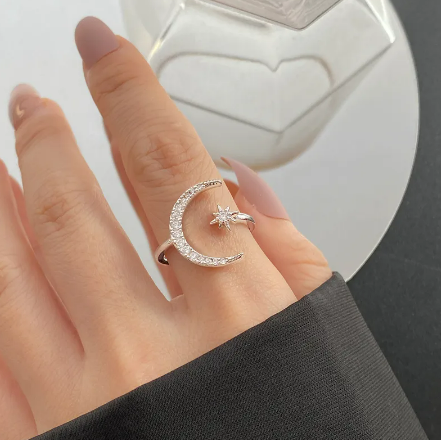 Anillo Elegancia Lunar™️ Luce y eleva tu estilo