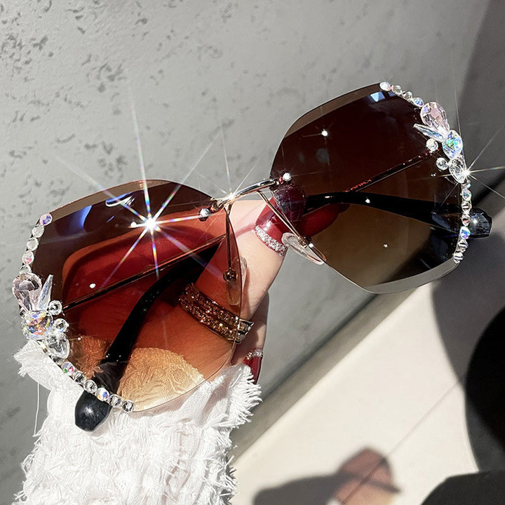 Gafas de sol con diamantes